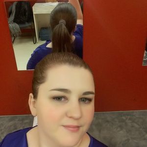 Meet your Posher, Maria